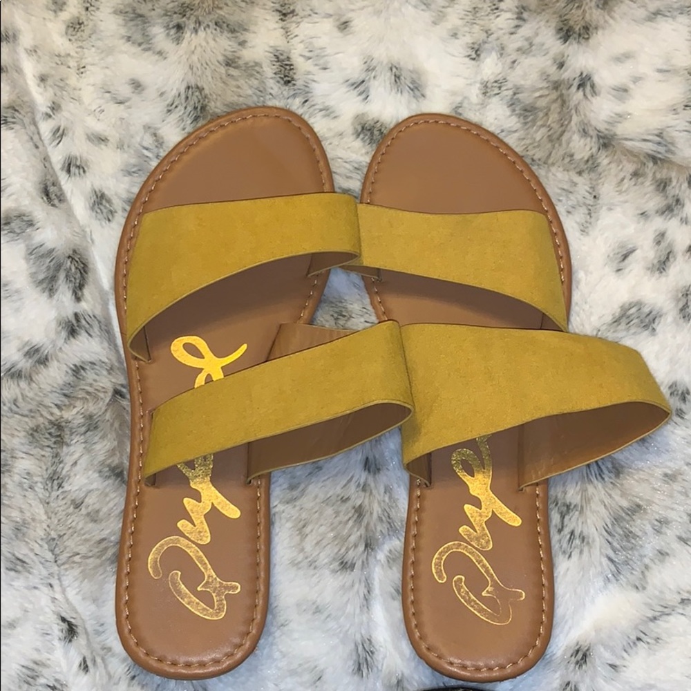 QUPID YELLIW STRAPPY SANDAL